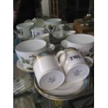 Collectible ceramics incl. Wedgewood teacups, Royal Worcester bowl, etc.