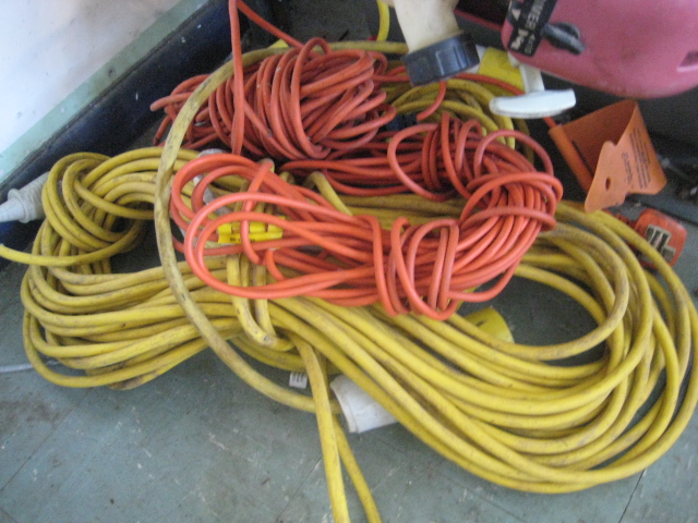 Bundle of various 3 pin wires