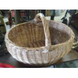 Single handled wicker basket