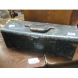 Single handled metal toolbox