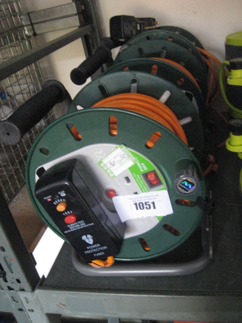 3 Masterplug 25m cable reel with RCD - Image 2 of 5