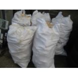 (1117) 5 bags of various wooden off cuts