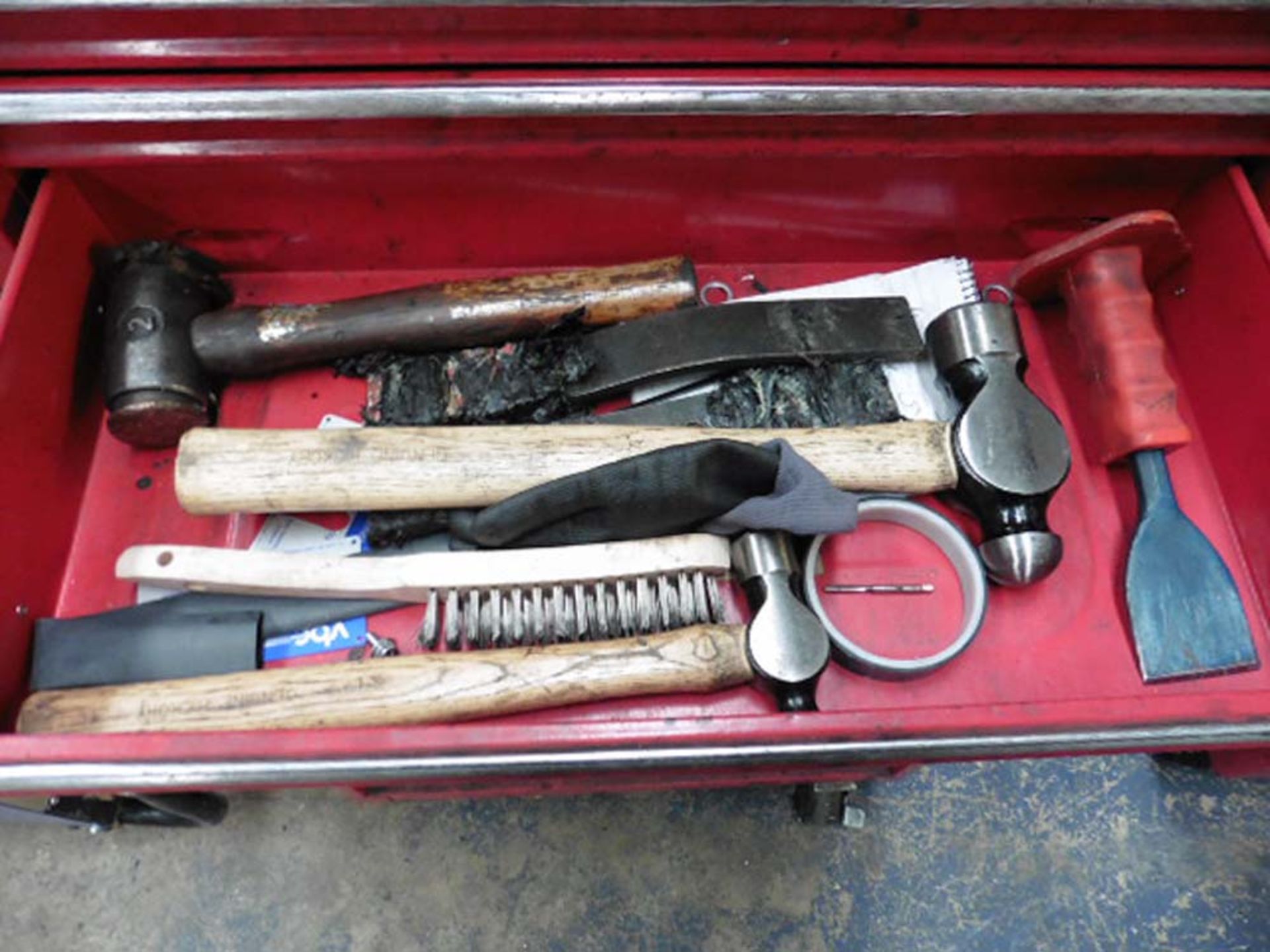 Kennedy Professional Multidrawer tool chest on wheels with contents of assorted hand tools, - Image 6 of 13