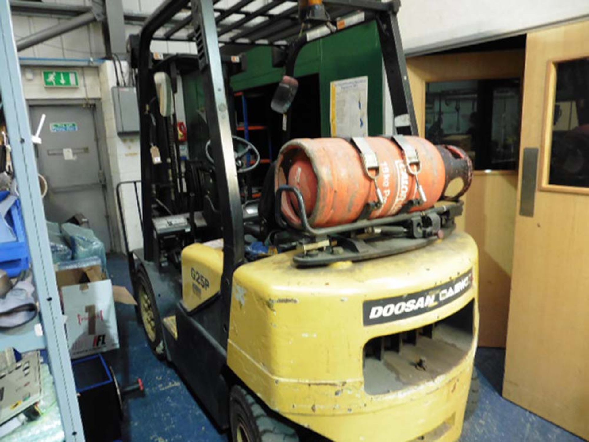 Doosan Daewoo G25 P3 LGP counter balance Forklift Truck with FFT triple mask to 3.2m, Year 2006 - Image 2 of 5