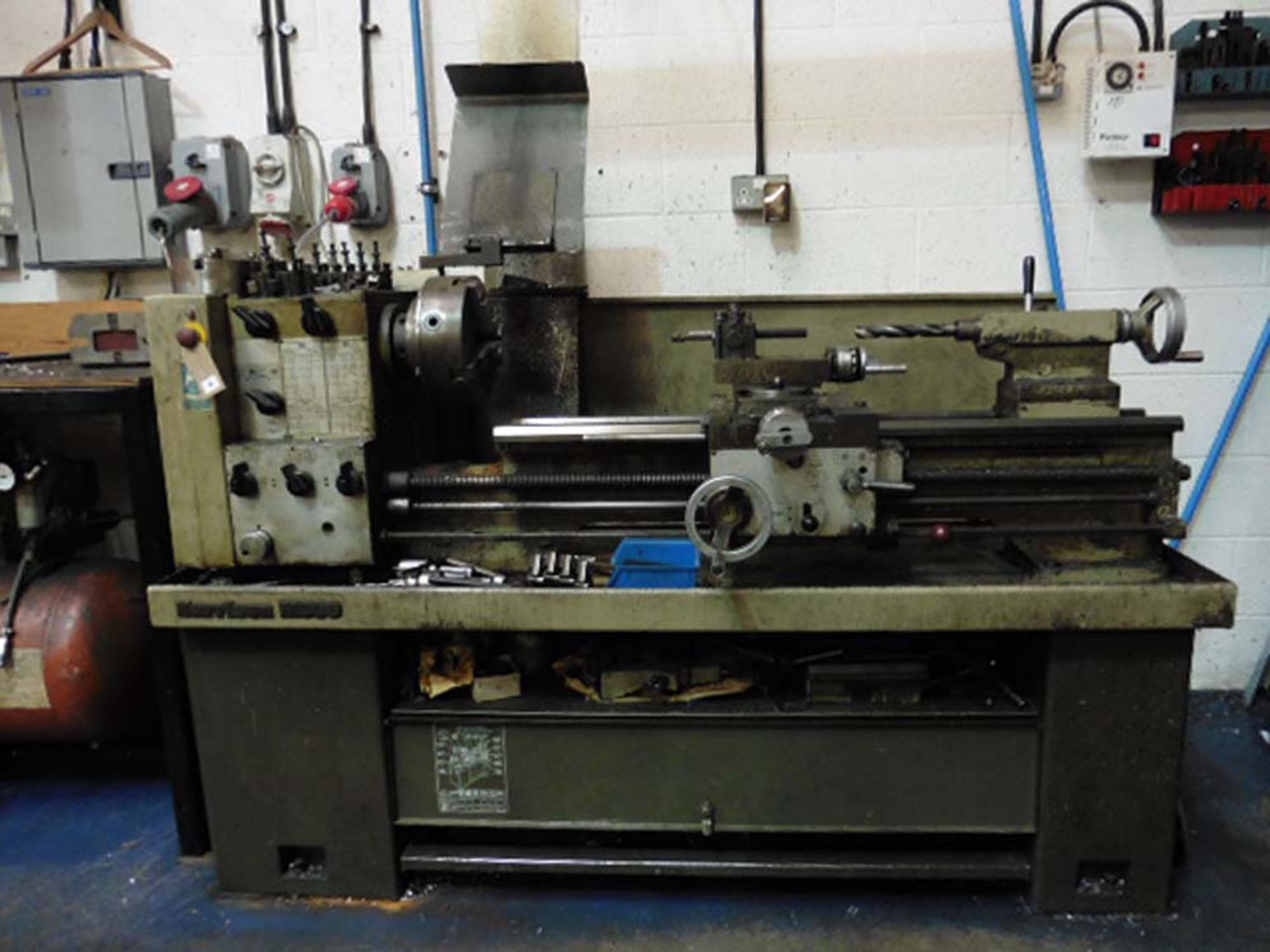 Harrison M300 Gapbed lathe, 180mm swing x 1m BC, with Chucks & Face plate