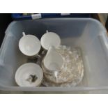 5378 - Box containing quantity of royal vail leaf patterned crockery