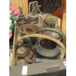 Tray coating cast iron pot, 2 glass vases etc