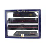 A Lima Collection OO gauge L149918 GNER Gold class set,