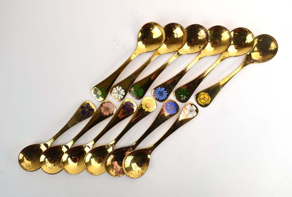 A set of twelve silver gilt and enamelled Christmas spoons, - Image 5 of 8