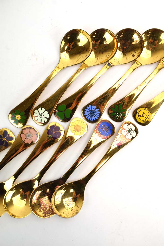 A set of twelve silver gilt and enamelled Christmas spoons, - Image 4 of 8