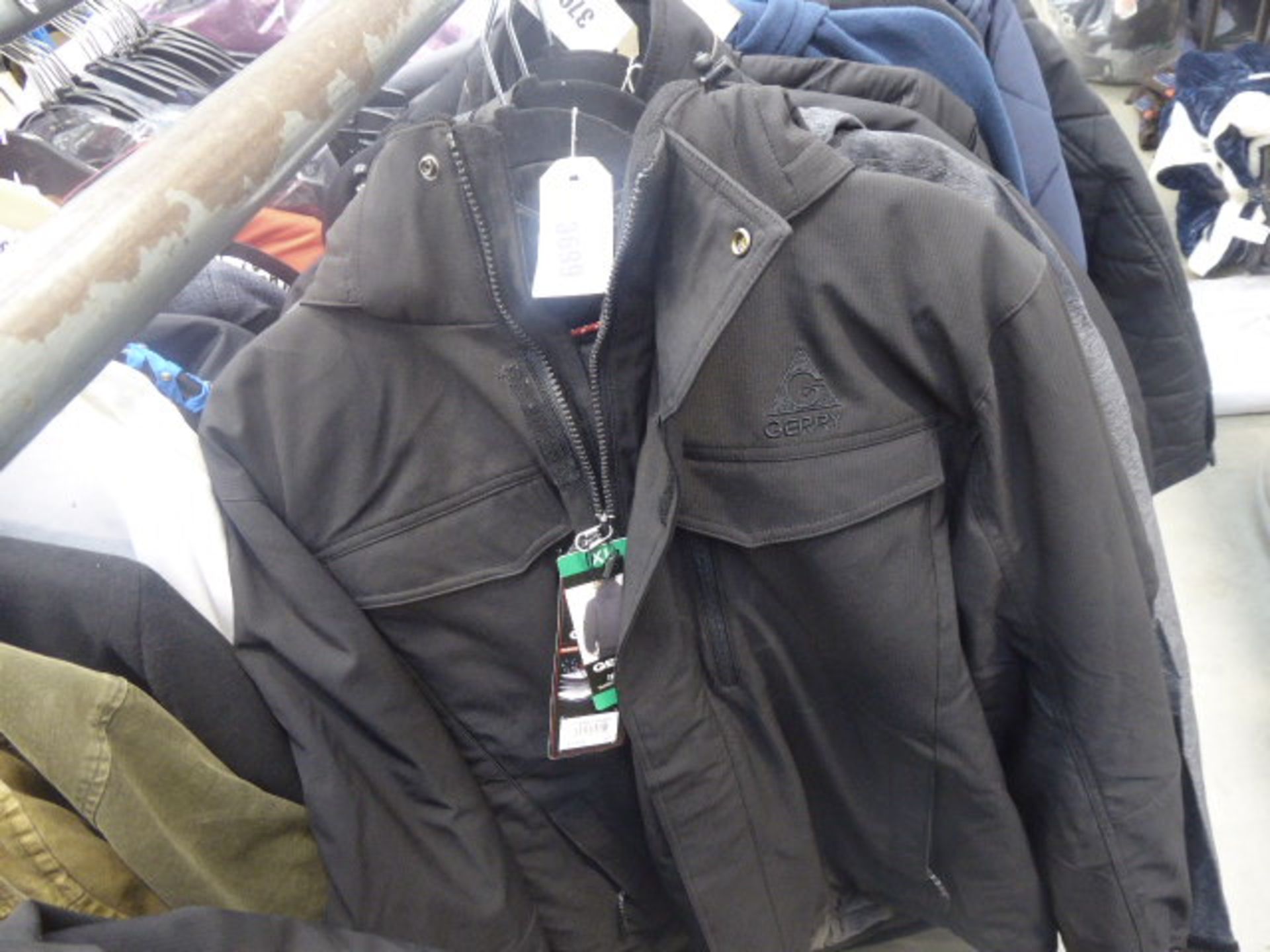 Full zipped hooded Jerry coat