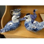 Collection of blue and white ware to include hen, pheasant, duck and jug