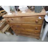 Pine chest of 4 drawers