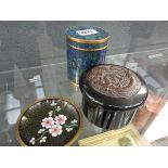 (2040RR) 358 - Modern lidded pot with dish and black lacquer dragon decorated pot