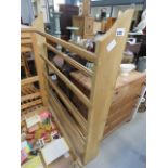 Pine plate rack