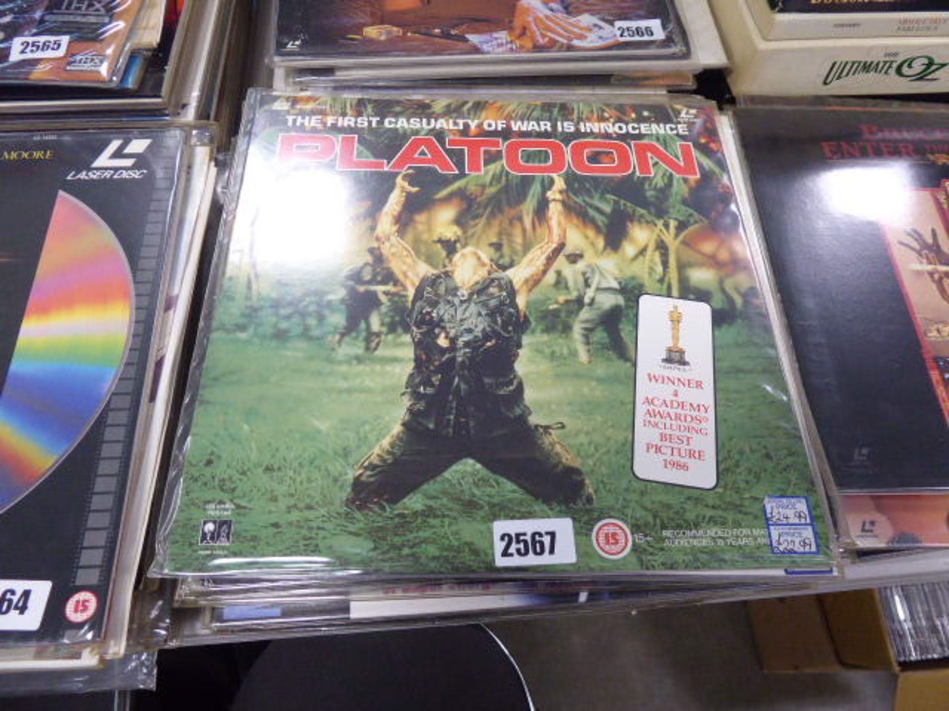 Approx 20 laser disk movies to inc. Platoon, Full Metal Jacket, Face Off, Point Break and Seven