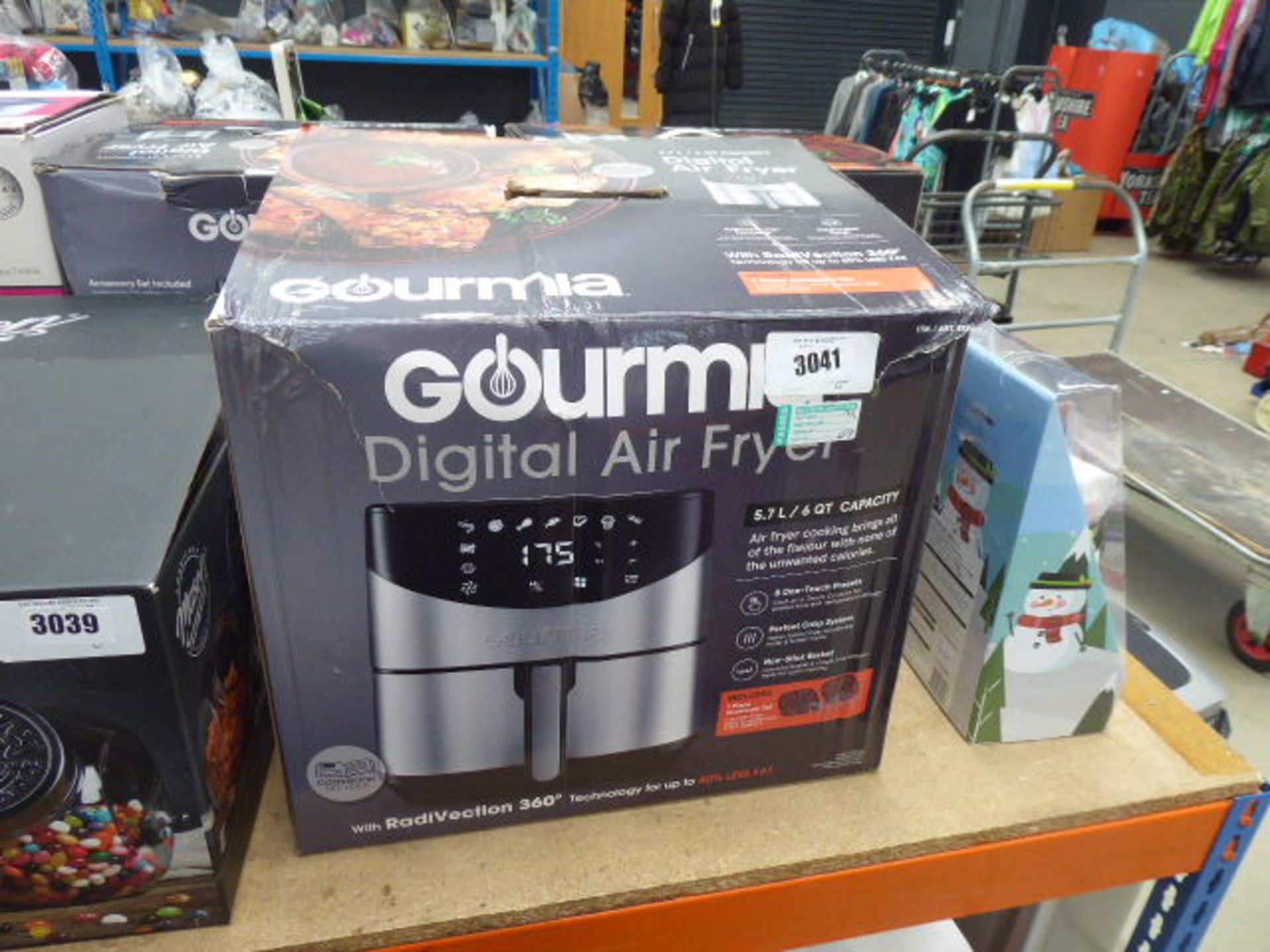 (69) Boxed gourmet digital air fryer