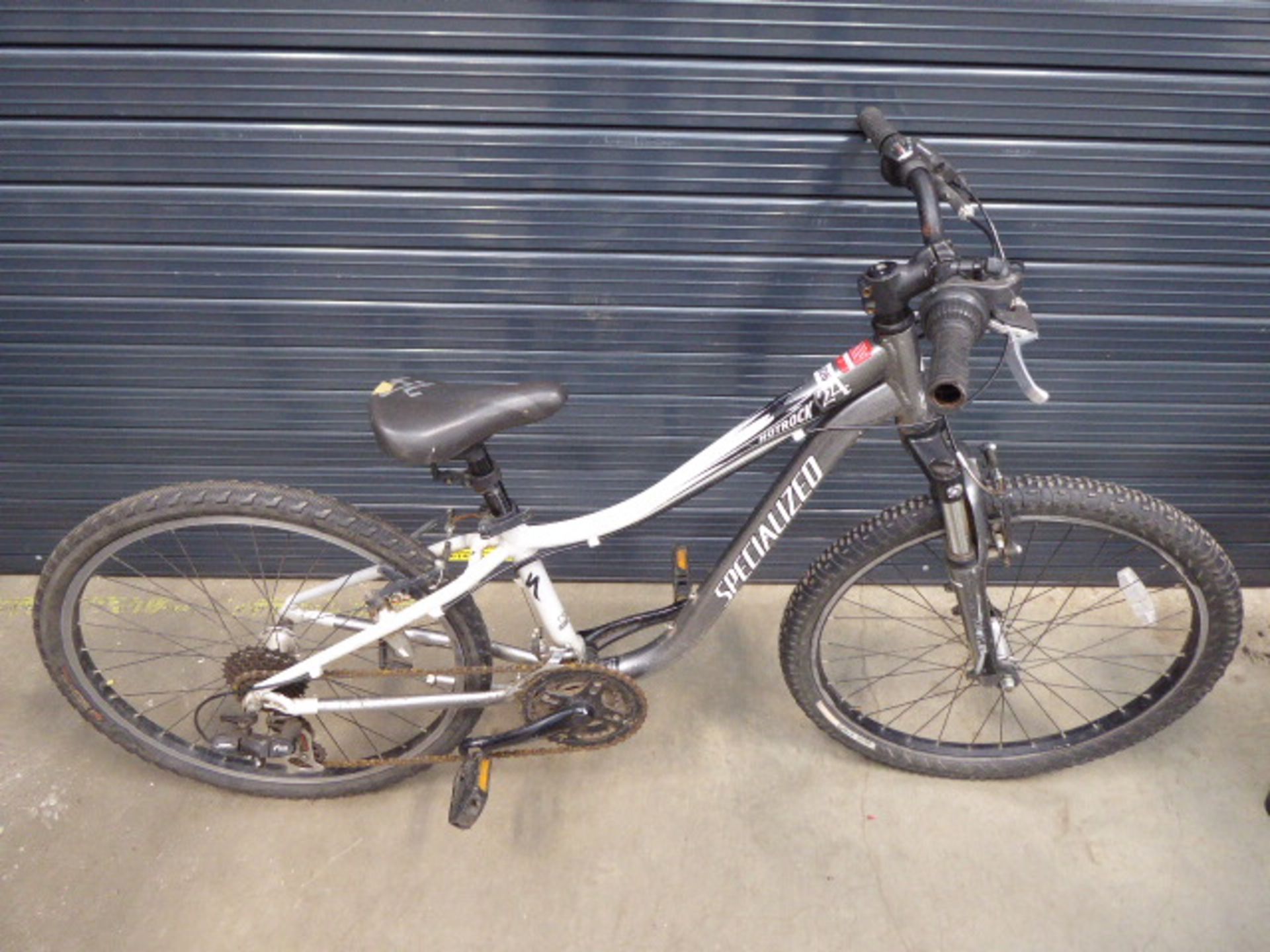 Grey specialised child's bike - Image 2 of 2