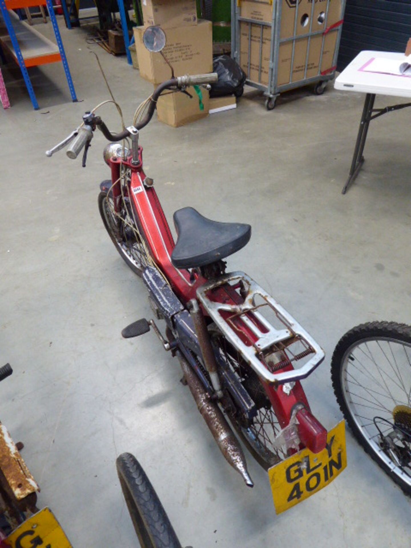 Red vintage 50cc petrol powered scooter - Image 4 of 4