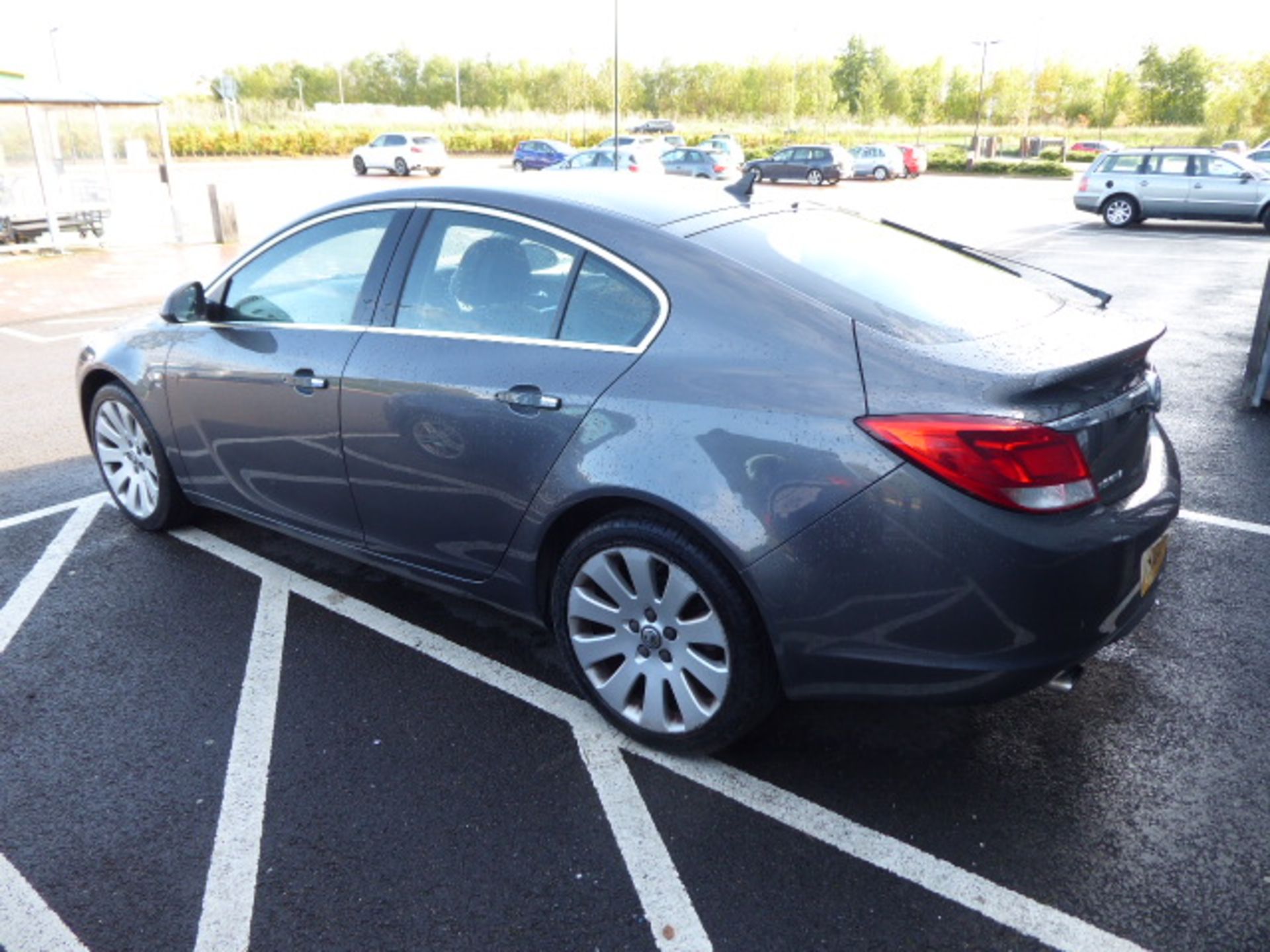 NX09 XCZ Vauxhall Insignia, 1796cc petrol 5 door hatchback in grey MOT:7/12/20 - Image 4 of 8