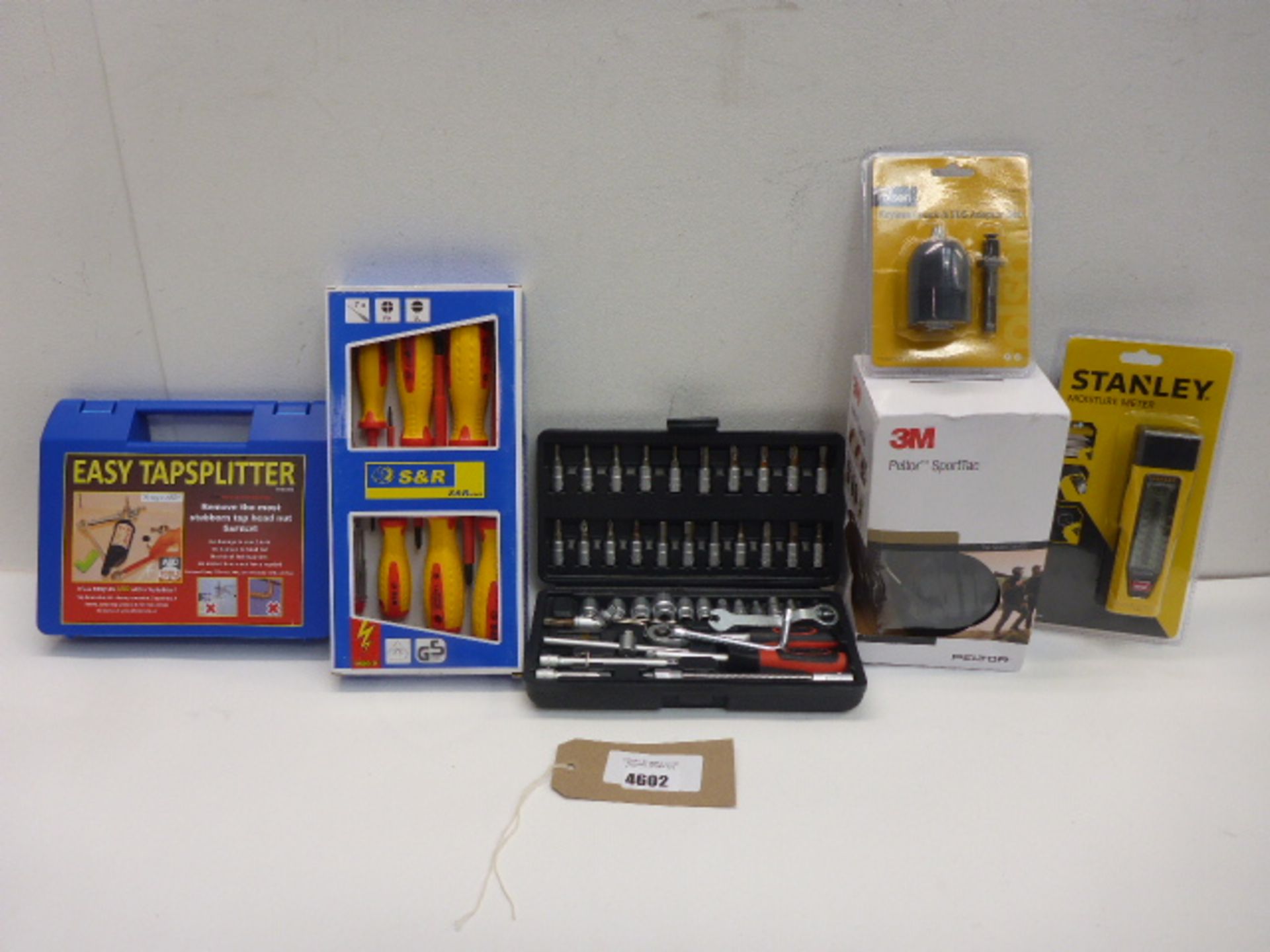 Electricians screwdriver set, Easy Tapsplitter kit, socket set, 3M ear defenders, Stanley moisture