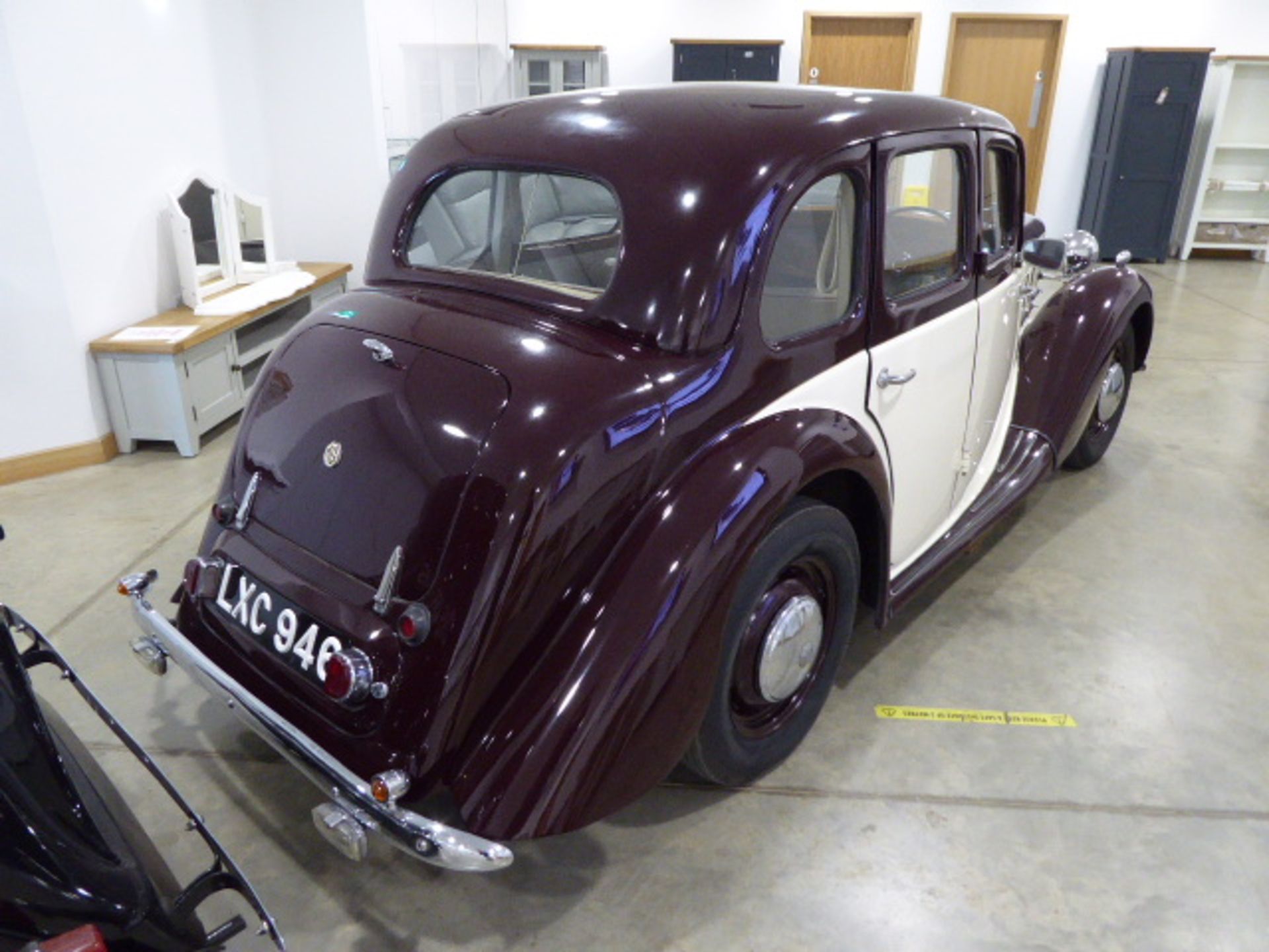 LXC 946 1951 MG YA 4 door saloon in maroon The car has undergone a complete 'bare metal' - Image 3 of 10