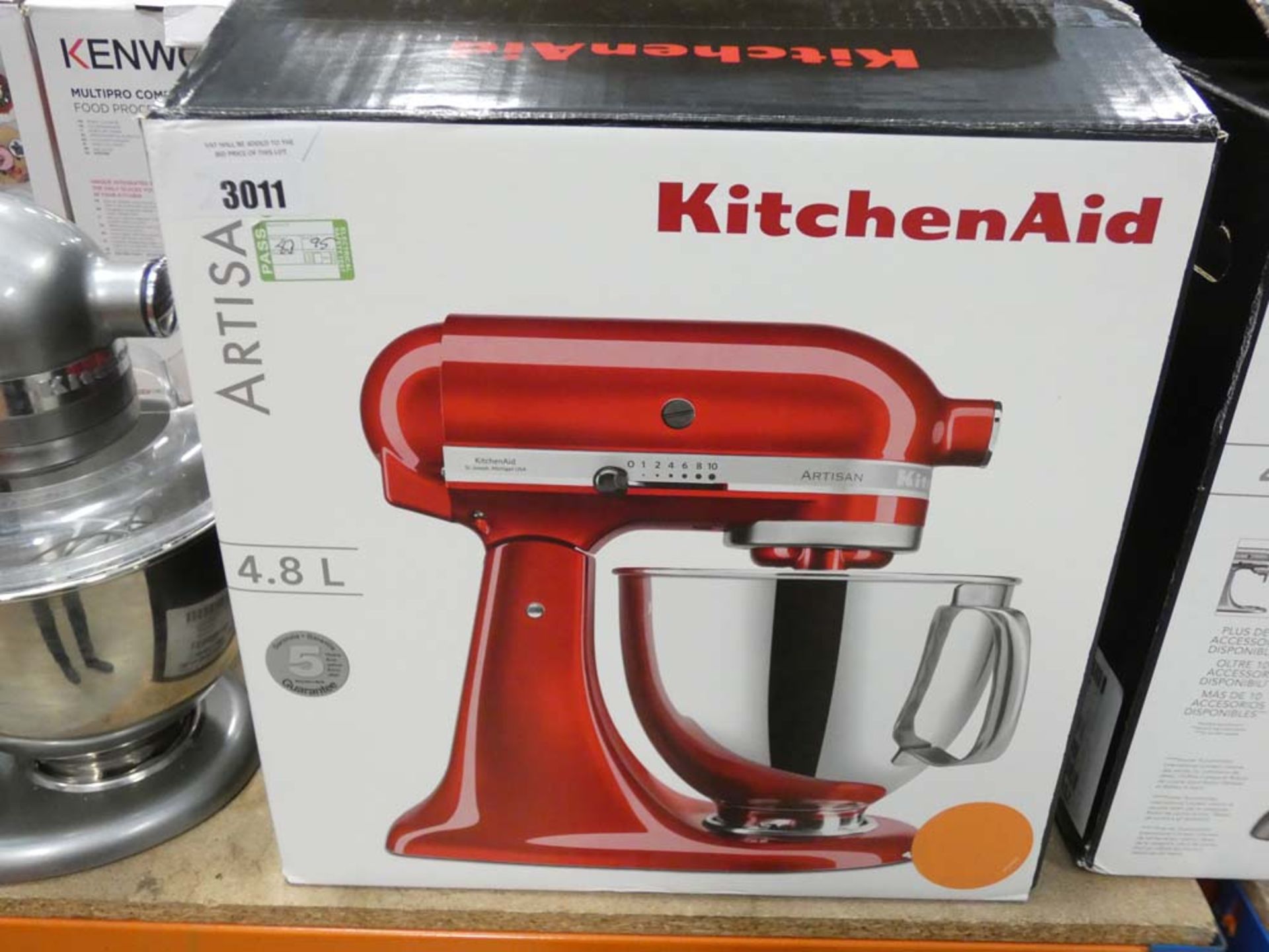 95 Boxed Kitchen Aid Harister 4.8L mixer