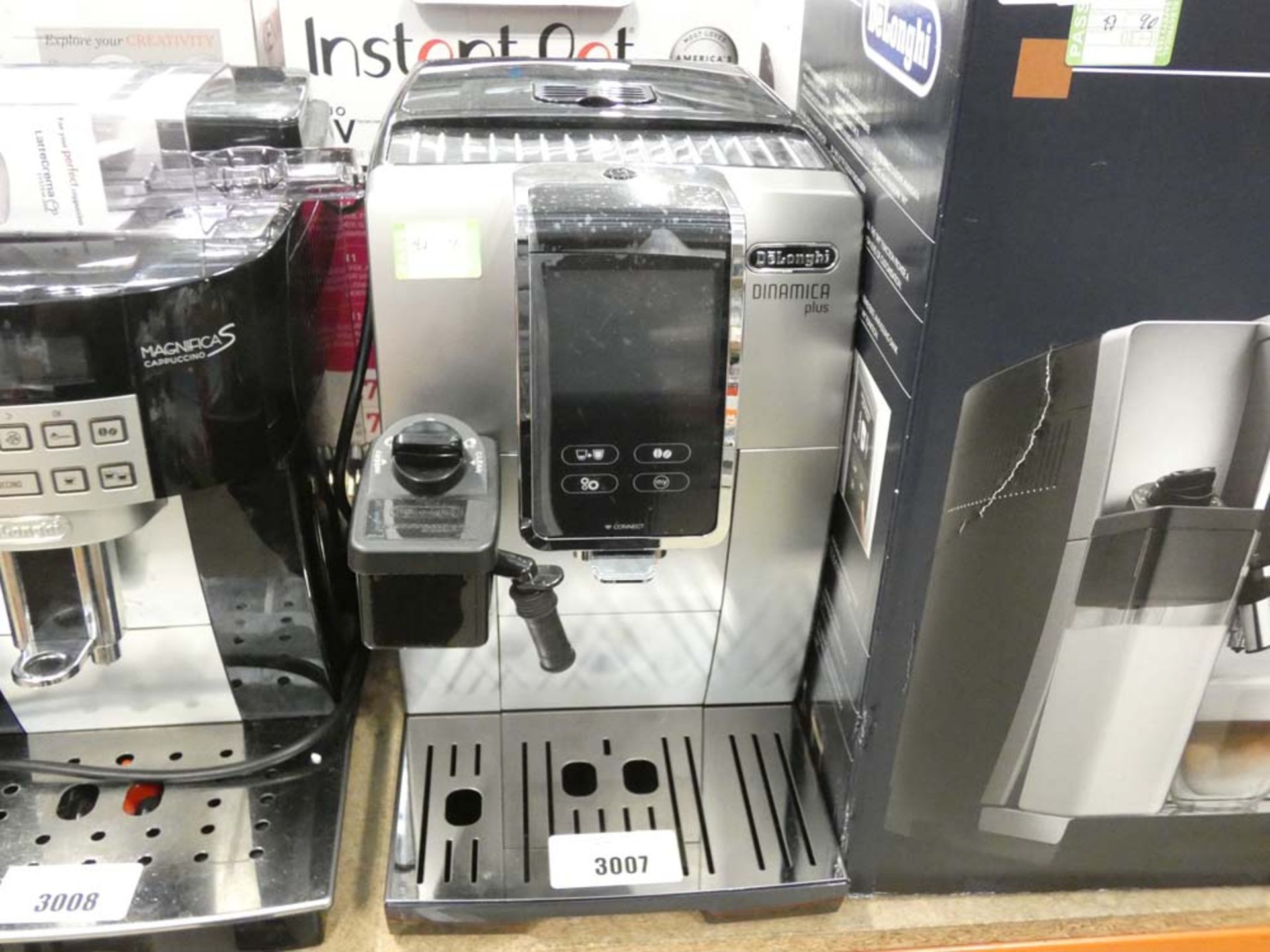 91 Boxed Delonghi Dinanica, unboxed