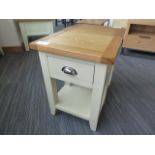 Chester Grey Painted Oak 1 Drawer Small Lamp Table (12)