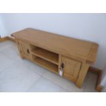 Hampshire Grey Painted Oak Large TV Unit (10a)