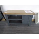 Hampshire Blue Painted Oak Small TV Unit (45)