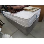 Single bed and bed base