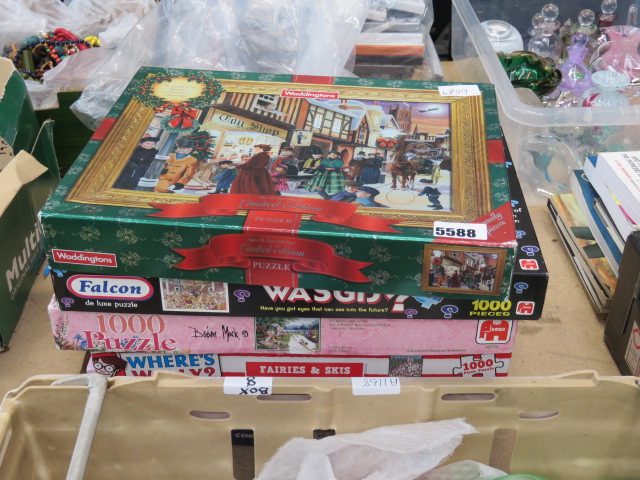 Quantity of jigsaw puzzles