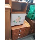 Single door bedside cabinet with floral decoration, a small chest of 3 drawers plus 1 other