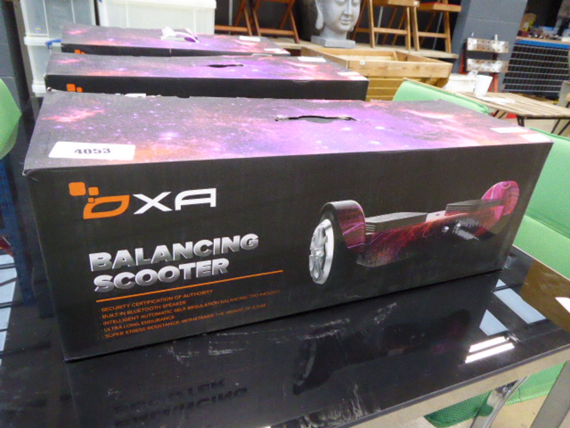 4043 Boxed balancing scooter