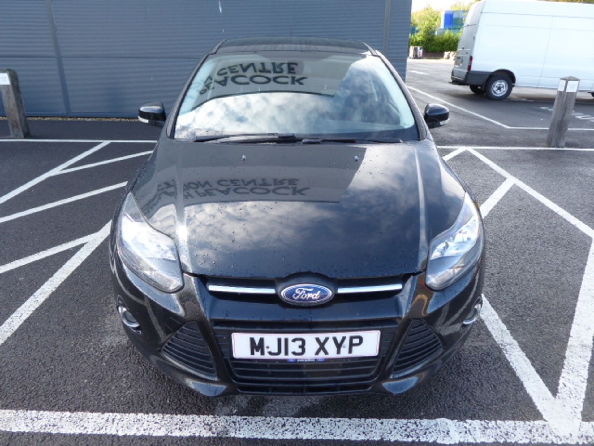 MJ13 XYP (2013) Ford Focus Zetec Turbo, 998cc petrol 5 door hatchback in black MOT: 6/10/21