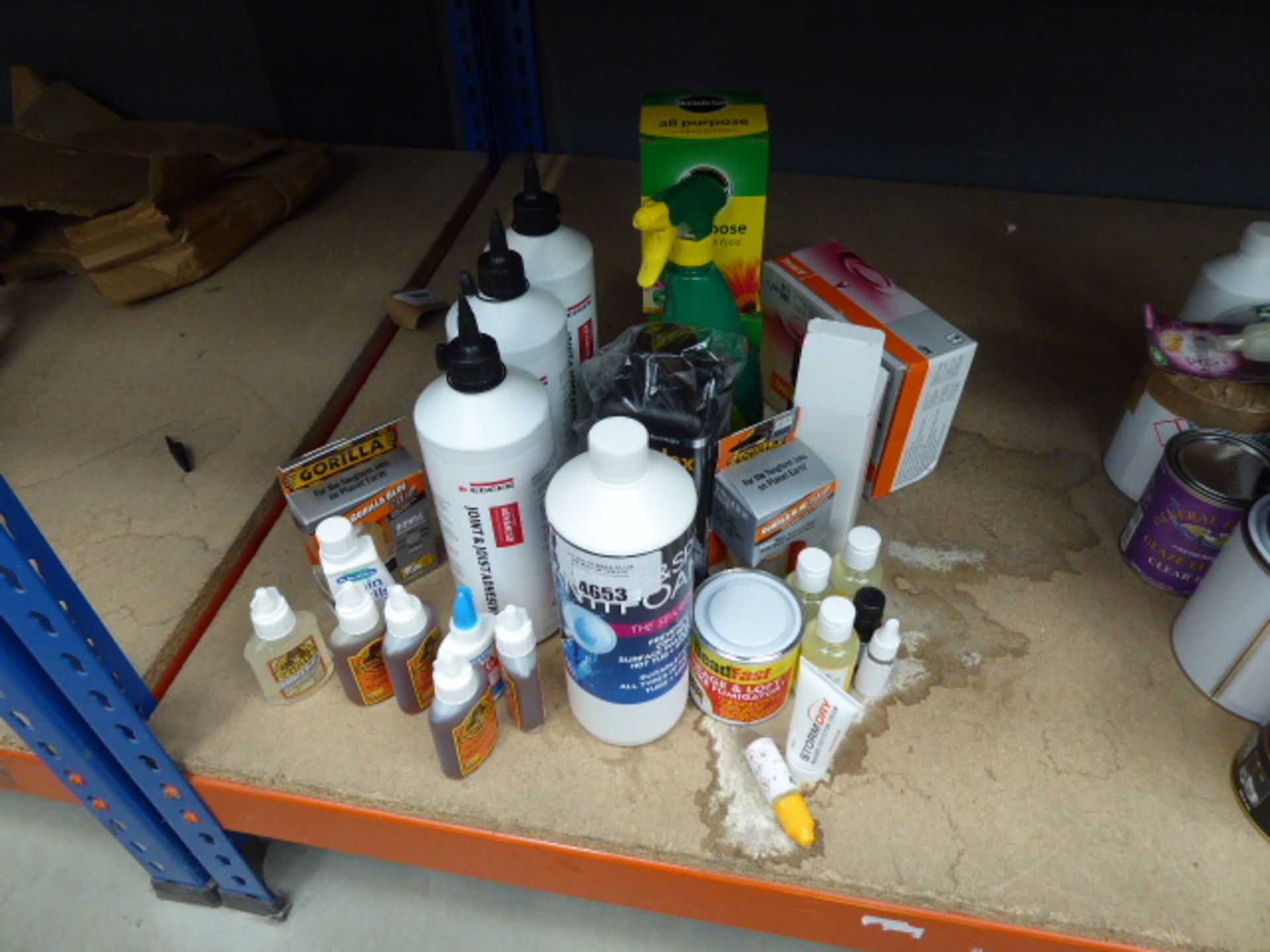 Quantity of chemicals inc. plant feed, spa range cleaner, nutrient solutions, joint and joist
