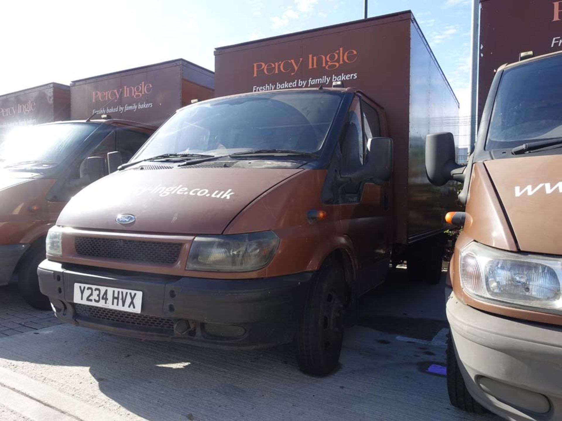 Y234 HVX, 2001 (Y) Ford Transit 350 LWB TD, 2.4i diesel, 250,000 miles, MOT 01.06.21 - Image 2 of 3