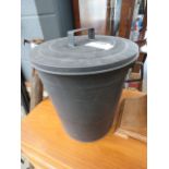 Metal waste paper bin