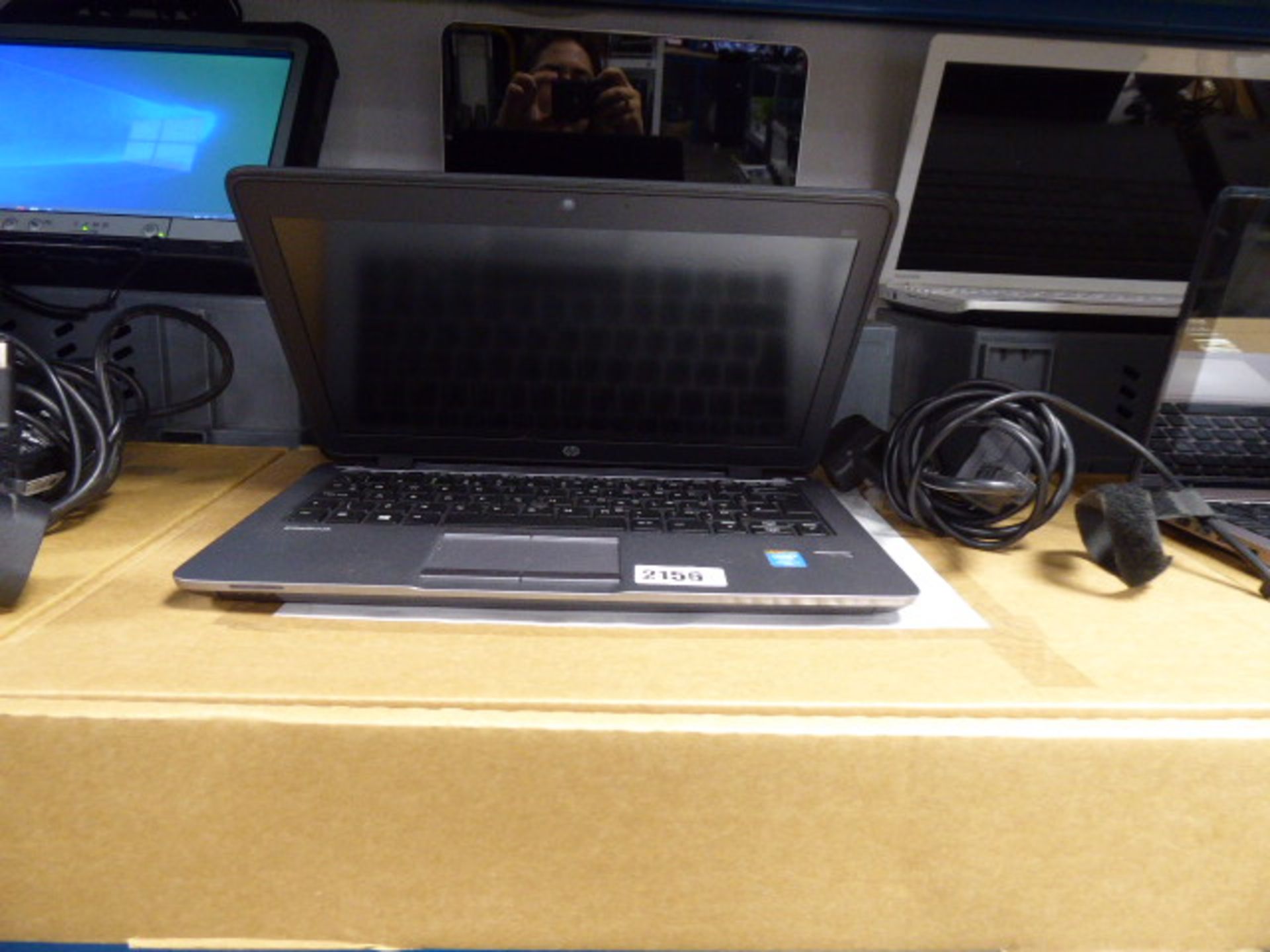 HP Elitebook 820G2 Windows 10 laptop core i5 V Pro 5th gen processor, 16gb ram, 256gb hdd with power