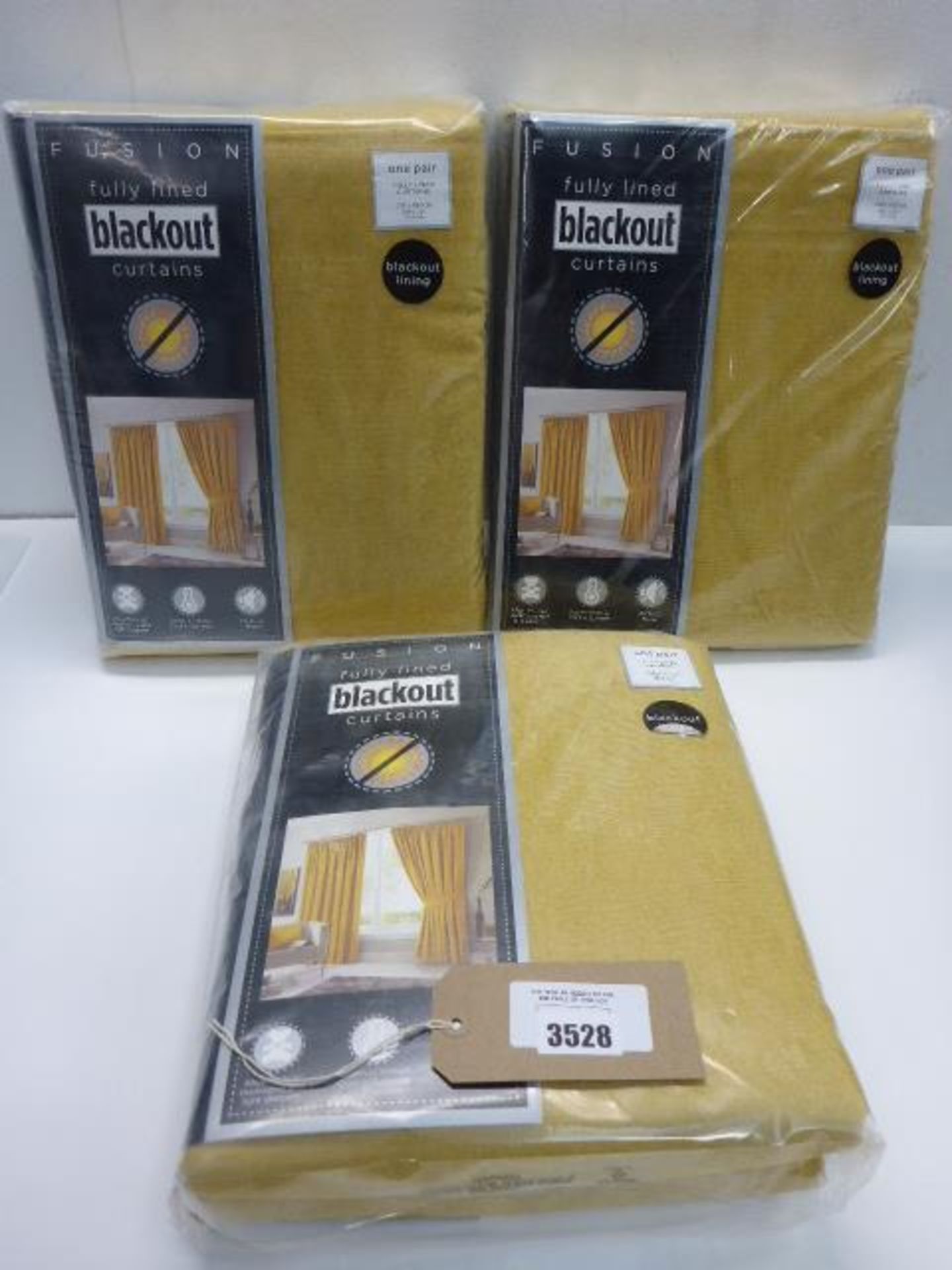 3 packs Fusion fully lined blackout curtains (1 x 90'' x 72'' and 2 x 66'' x 72'')