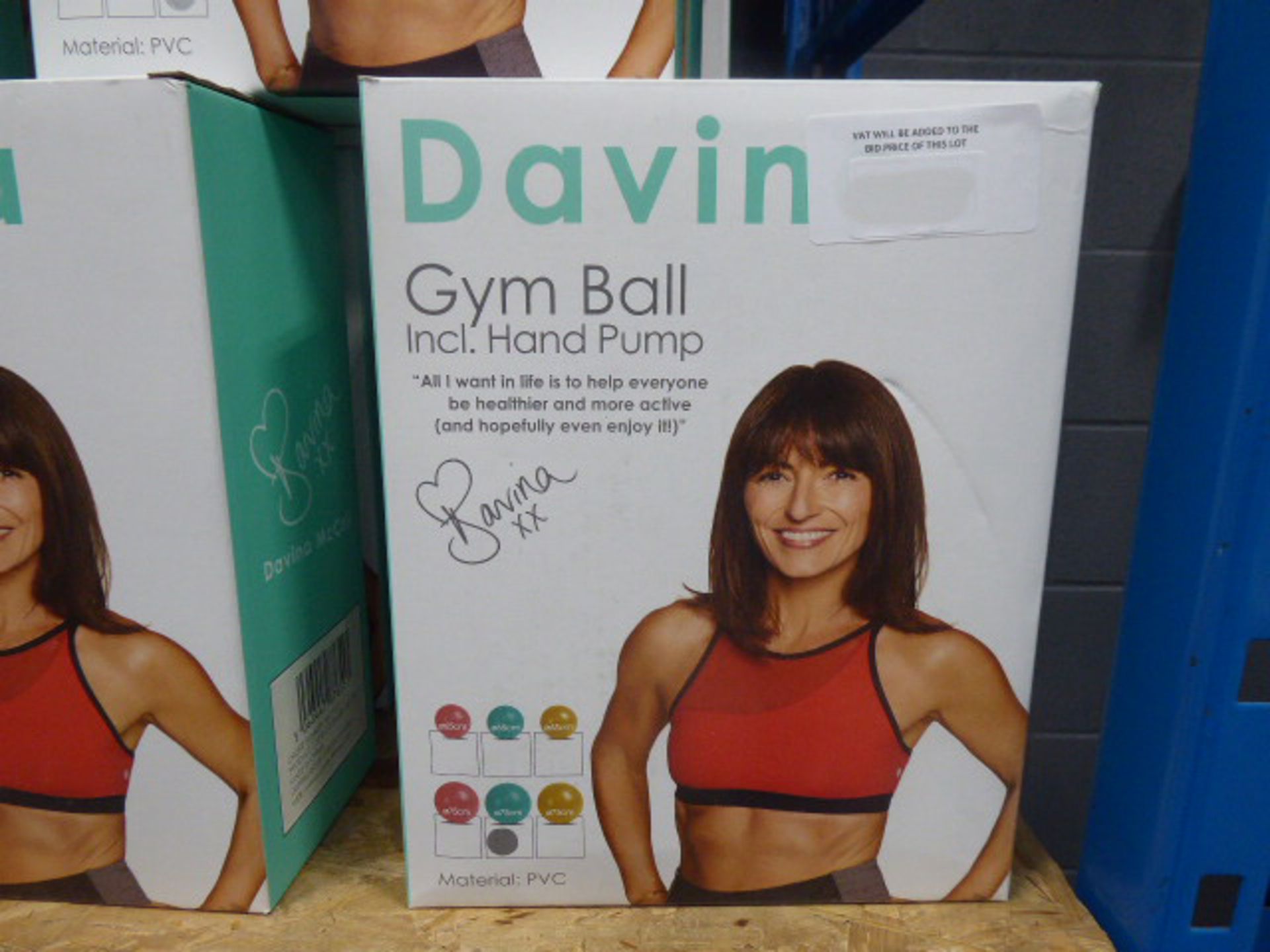 6 Davina McCall boxed gym balls