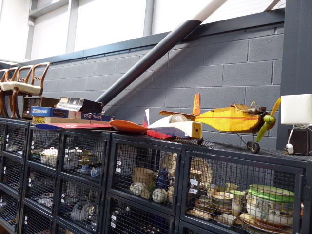 2 model aircraft and 3 model boxes (af)