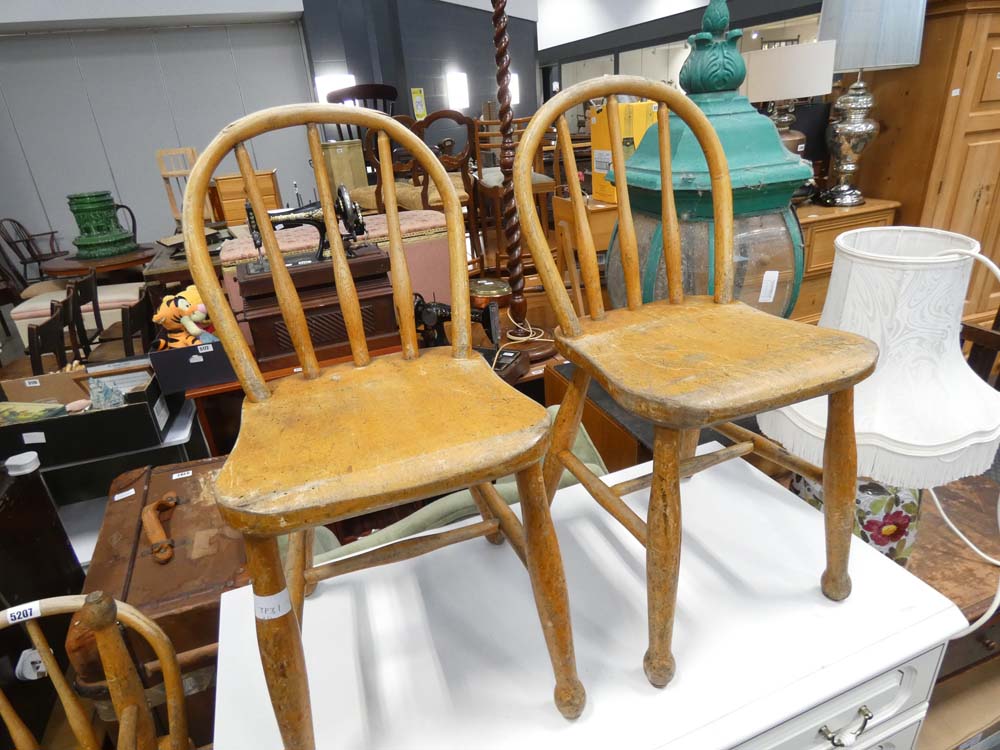 Four stick back childs chairs - Image 2 of 2