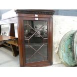 5004 Glazed mahogany single door corner unit