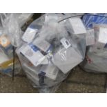 Bag of mixed electric goods incl. switches, sockets and light bulbs