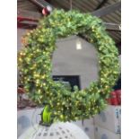 Giant illuminating wreath