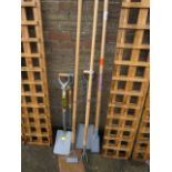 Set of outdoor tools incl. shovel, spade, fork, hose and edging tool