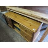 (2098) Pine TV stand