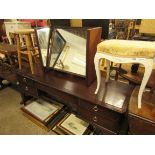 Mahogany effect Stag dressing unit with 4 drawers and 3 panel mirror